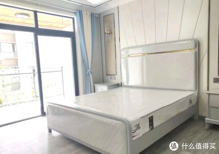 119㎡現(xiàn)代簡約三居室，20萬全包給熟人裝修，還沒開始入住先曬曬