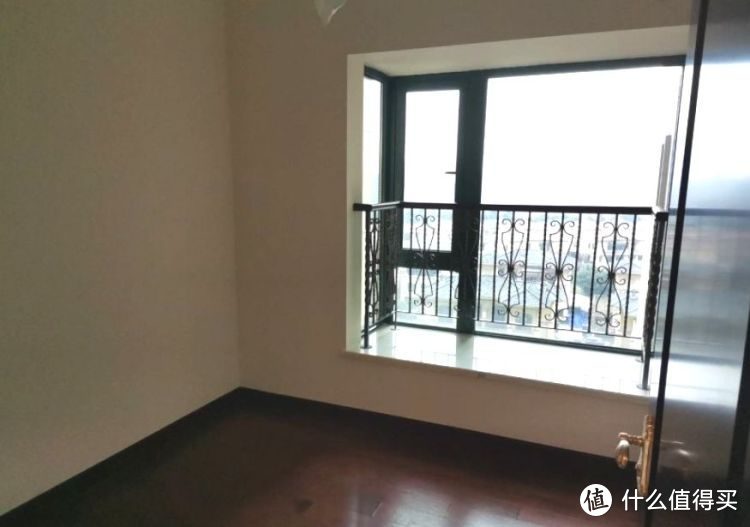 首付10萬入手的單身公寓，51㎡一室一廳恒大精裝房，月供1200元