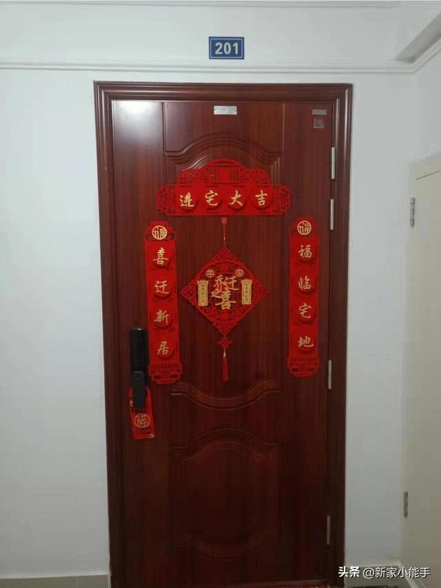 辛苦半年終于喬遷入住，不吊頂不做電視墻，簡單又省錢，很舒服