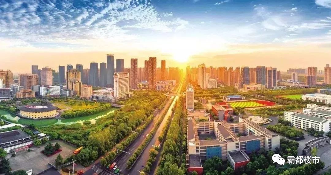 上千組客戶搶買，高新這盤火了！裝修新品馬上開盤！低首付、雙學(xué)區(qū)